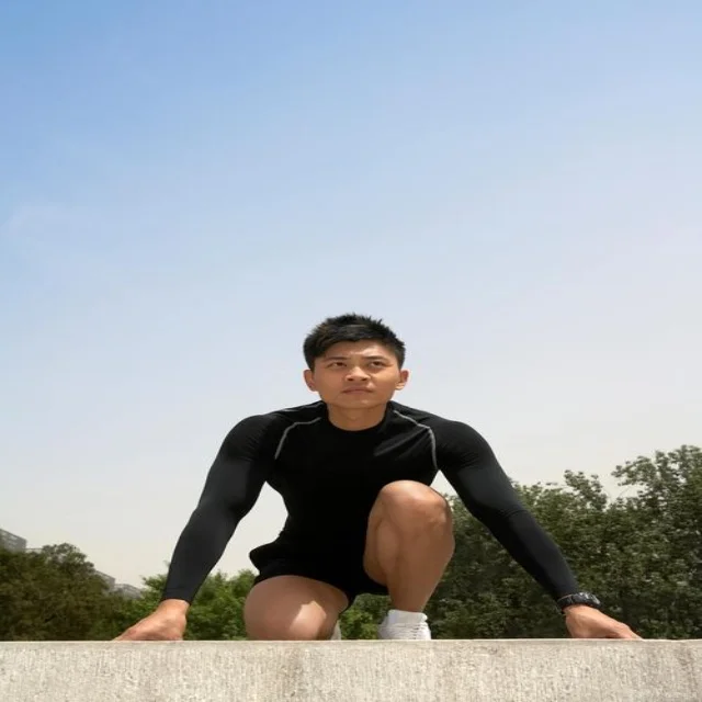 张帅双打表现出色 携手搭档成功晋级
